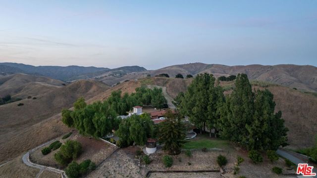 28611 Bamfield Drive, Agoura Hills, CA 91301