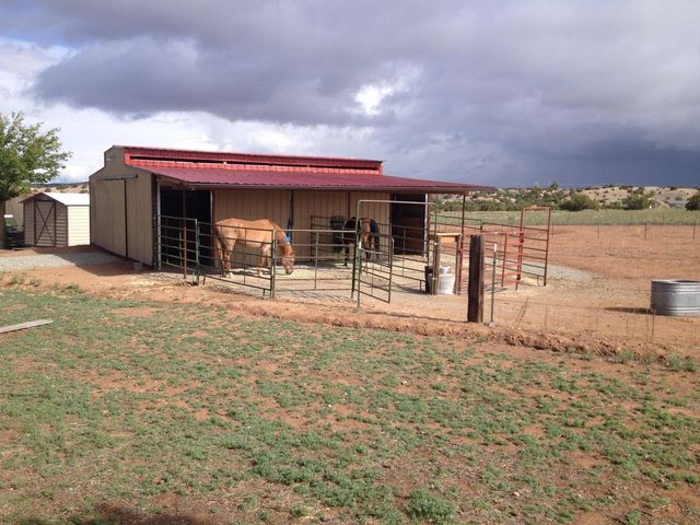 90 Arroyo Coyote Road, Santa Fe, NM 87505