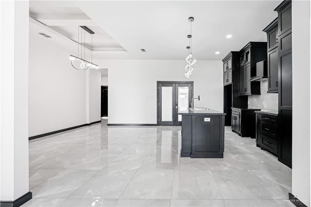 1201 E Boxwood Street, San Juan, TX 78589