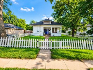 1340 Pine Bluff, Paris, TX 75460
