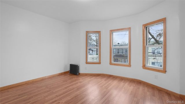 80-17 88th Road, Woodhaven, NY 11421