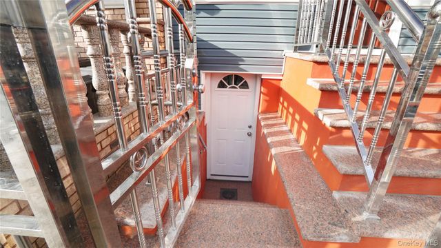 80-17 88th Road, Woodhaven, NY 11421