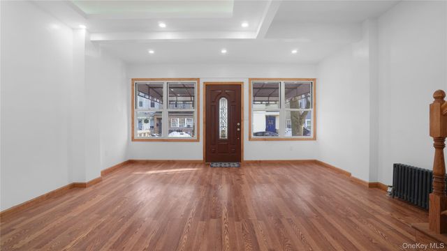 80-17 88th Road, Woodhaven, NY 11421