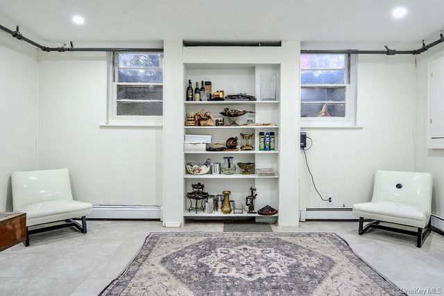 9 Park Place, Great Neck, NY 11024