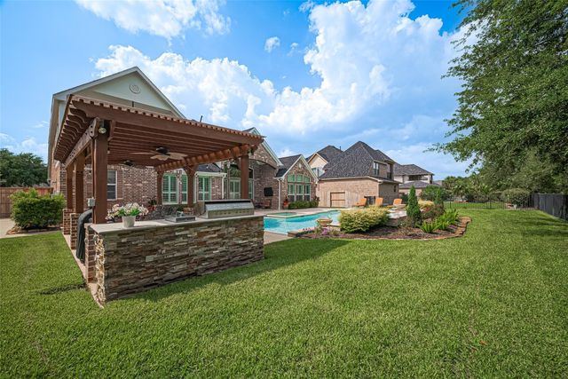 5807 Evening Oaks Lane, Fulshear, TX 77441