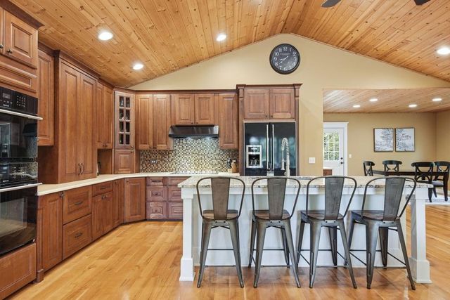 13508 Sunset Trail, Plymouth, MN 55441