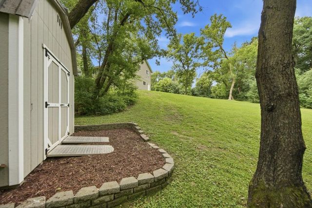 13508 Sunset Trail, Plymouth, MN 55441