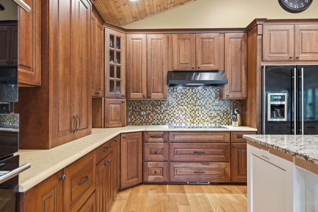 13508 Sunset Trail, Plymouth, MN 55441