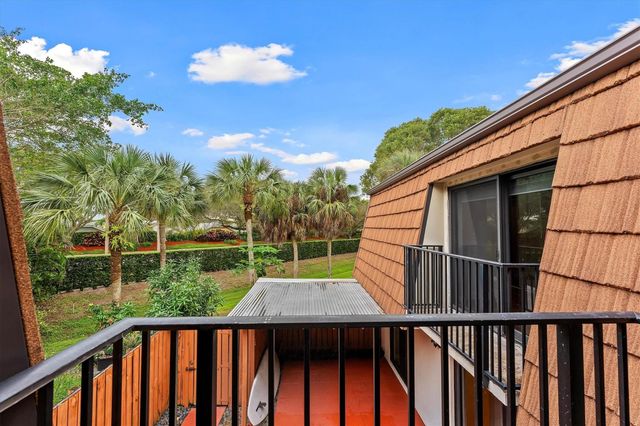 9156d SW 23rd Street, Davie, FL 33324