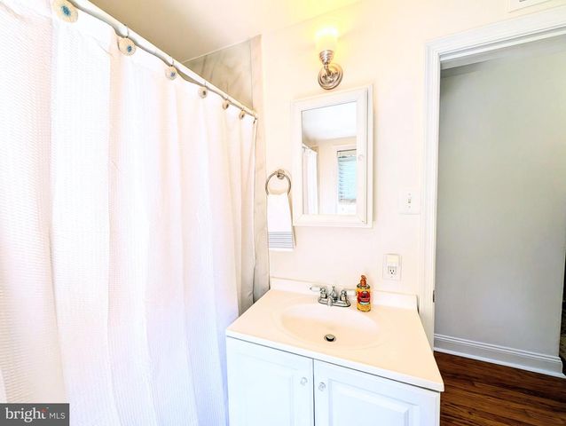 408 DALMAS AVE, Glenolden, PA 19036