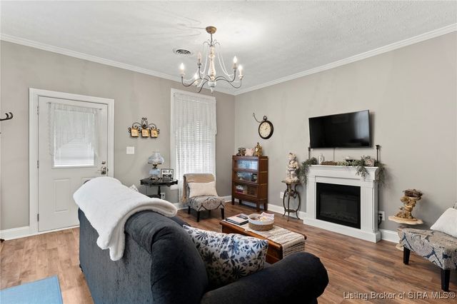 906 W Main Street, Madison, IN 47250