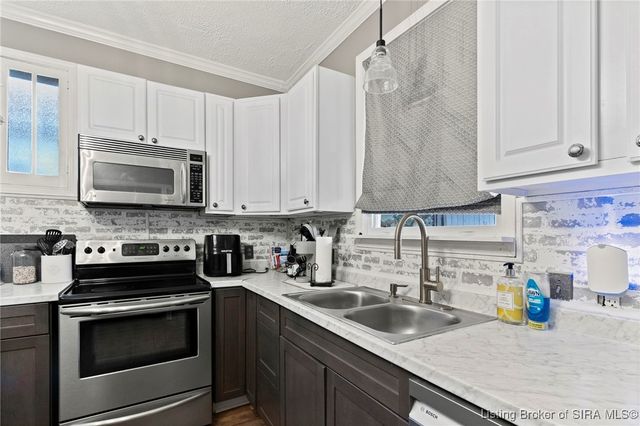 906 W Main Street, Madison, IN 47250