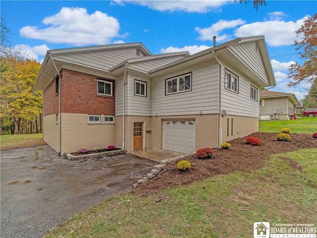 29 East Whallon Street, Chautauqua, NY 14757