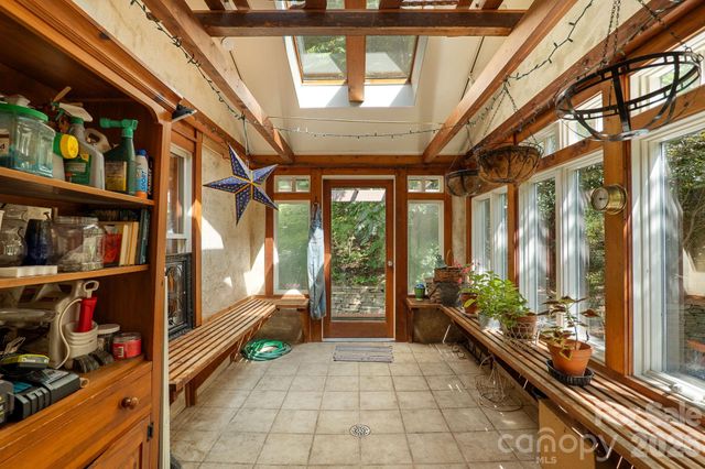 150 Avondale Ridge Road, Asheville, NC 28803