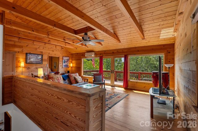 150 Avondale Ridge Road, Asheville, NC 28803