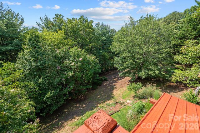 150 Avondale Ridge Road, Asheville, NC 28803