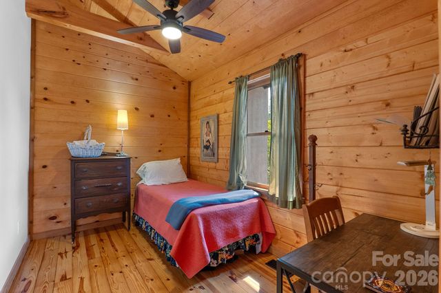 150 Avondale Ridge Road, Asheville, NC 28803