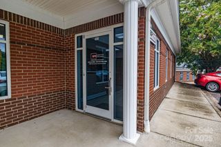 8037 Corporate Center Drive, Charlotte, NC 28226