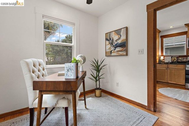 943 56Th St, Oakland, CA 94608