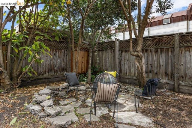943 56Th St, Oakland, CA 94608