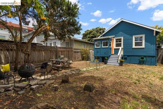 943 56Th St, Oakland, CA 94608