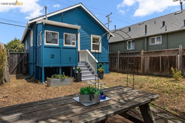 943 56Th St, Oakland, CA 94608