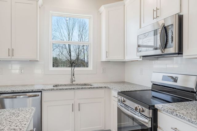 194 Johnson Chapel Rd, Sparta, TN 38583