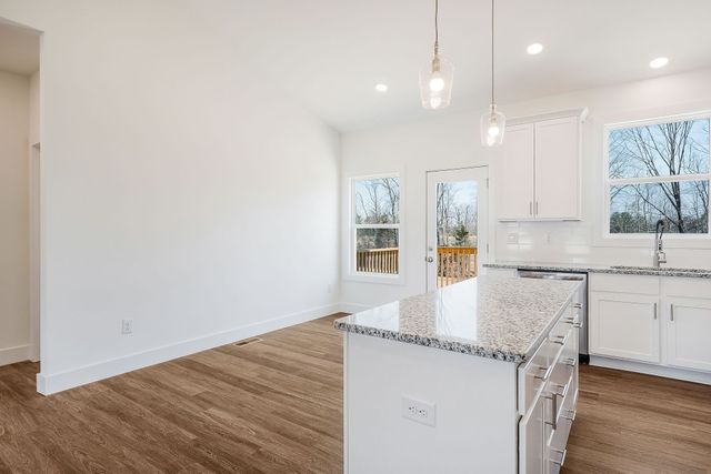 194 Johnson Chapel Rd, Sparta, TN 38583