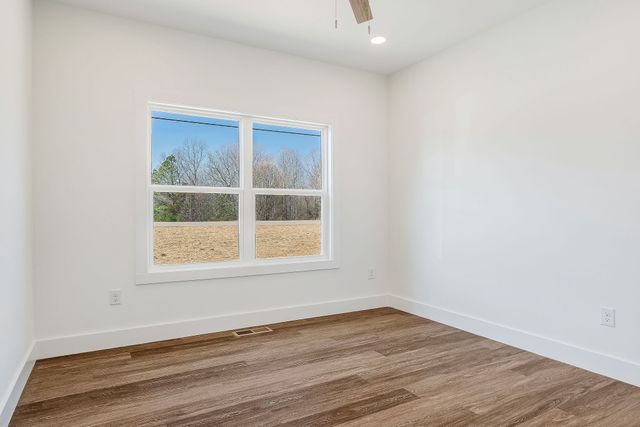 194 Johnson Chapel Rd, Sparta, TN 38583