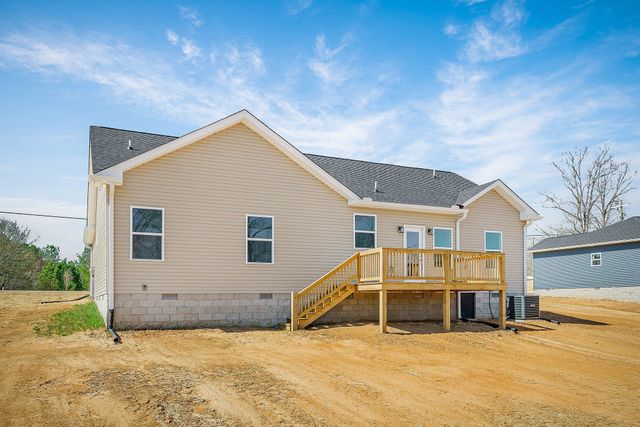 194 Johnson Chapel Rd, Sparta, TN 38583