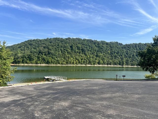 194 Johnson Chapel Rd, Sparta, TN 38583