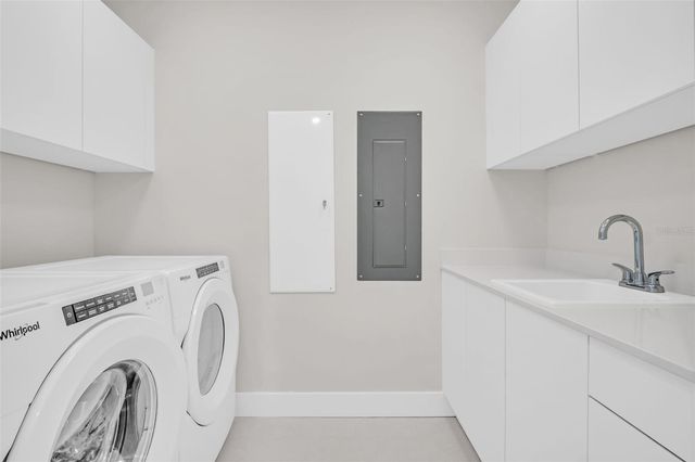 275 1ST AVENUE S 3703, St Petersburg, FL 33701