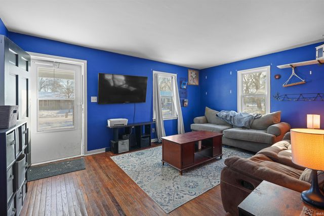 7302 BRADBURY Avenue, Fort Wayne, IN 46809