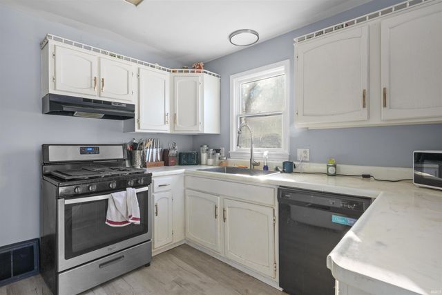 7302 BRADBURY Avenue, Fort Wayne, IN 46809