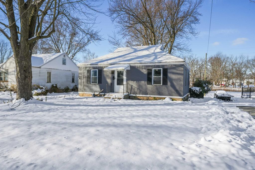 7302 BRADBURY Avenue, Fort Wayne, IN 46809