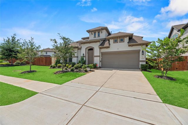 18022 Winding Willow Oak Way, Cypress, TX 77433