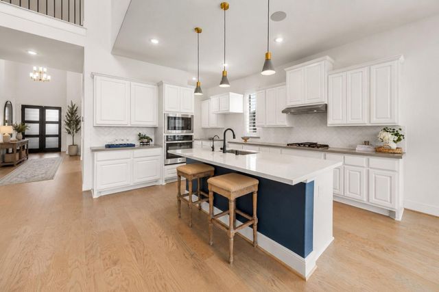 18022 Winding Willow Oak Way, Cypress, TX 77433