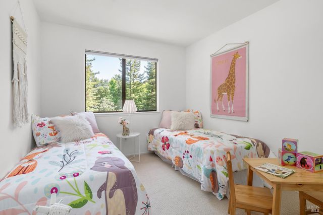 307 Scotia Ln, Novato, CA 94947