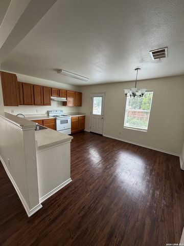 1635 Mason King, San Antonio, TX 78260