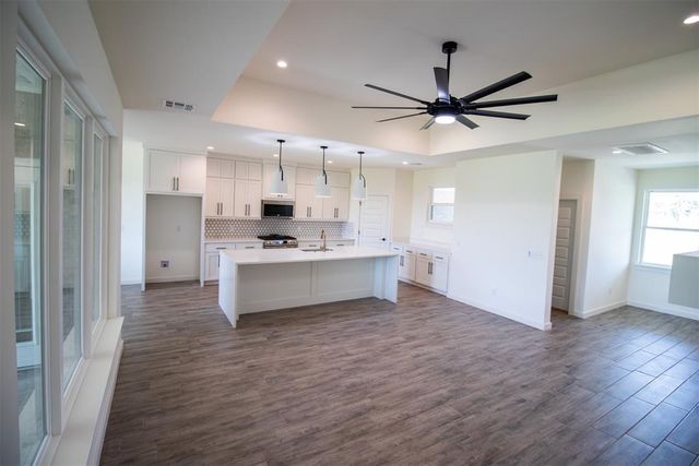 17584 Salma Road, Choctaw, OK 73020