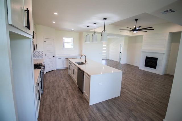17584 Salma Road, Choctaw, OK 73020