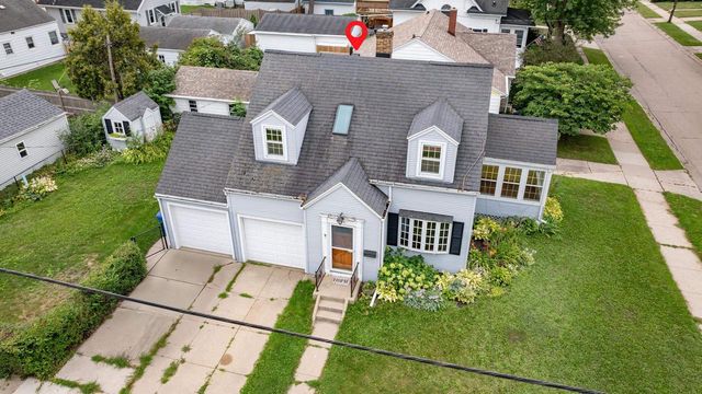 615 W BENT AVENUE, Oshkosh, WI 54901