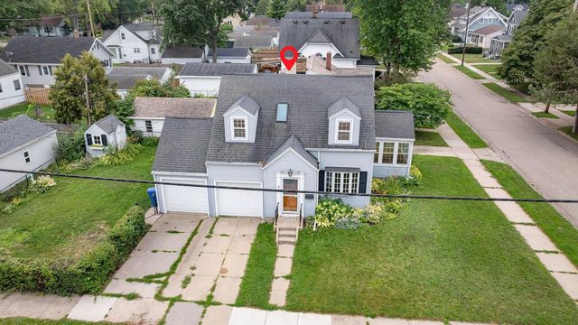 615 W BENT AVENUE, Oshkosh, WI 54901