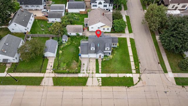 615 W BENT AVENUE, Oshkosh, WI 54901