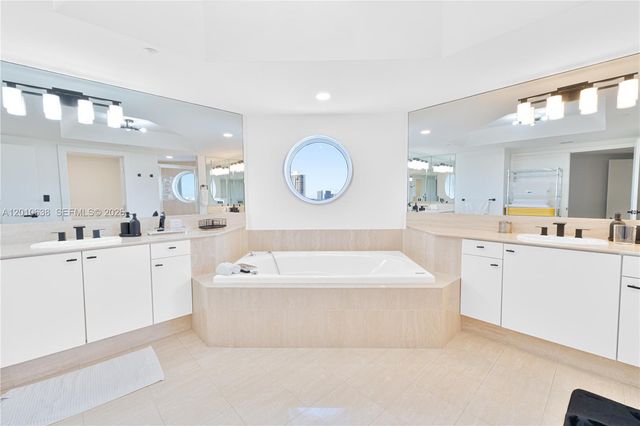 7000 Island Blvd 1402, Aventura, FL 33160