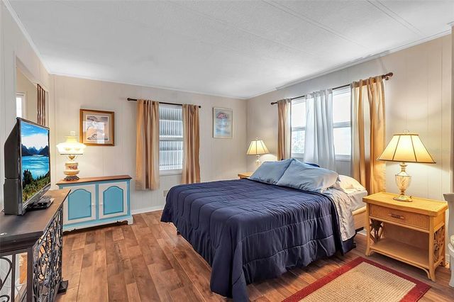 94 ANNE BONNY CIRCLE, Nokomis, FL 34275