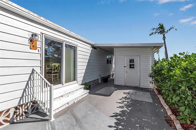 94 ANNE BONNY CIRCLE, Nokomis, FL 34275