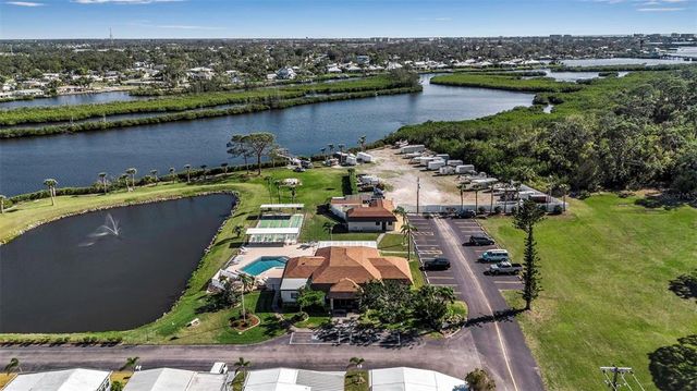 94 ANNE BONNY CIRCLE, Nokomis, FL 34275