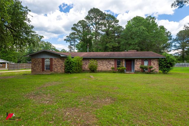 423 11th Street NE, Springhill, LA 71075