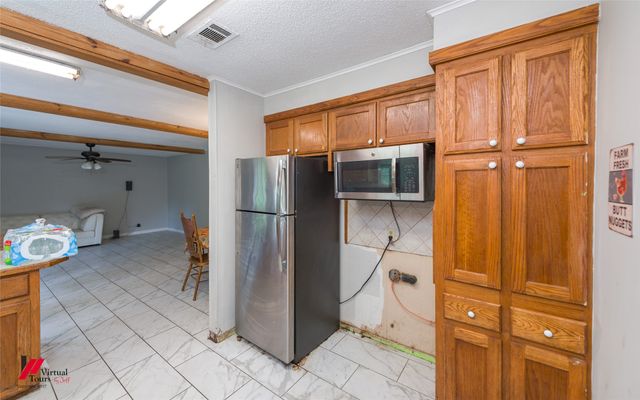 423 11th Street NE, Springhill, LA 71075